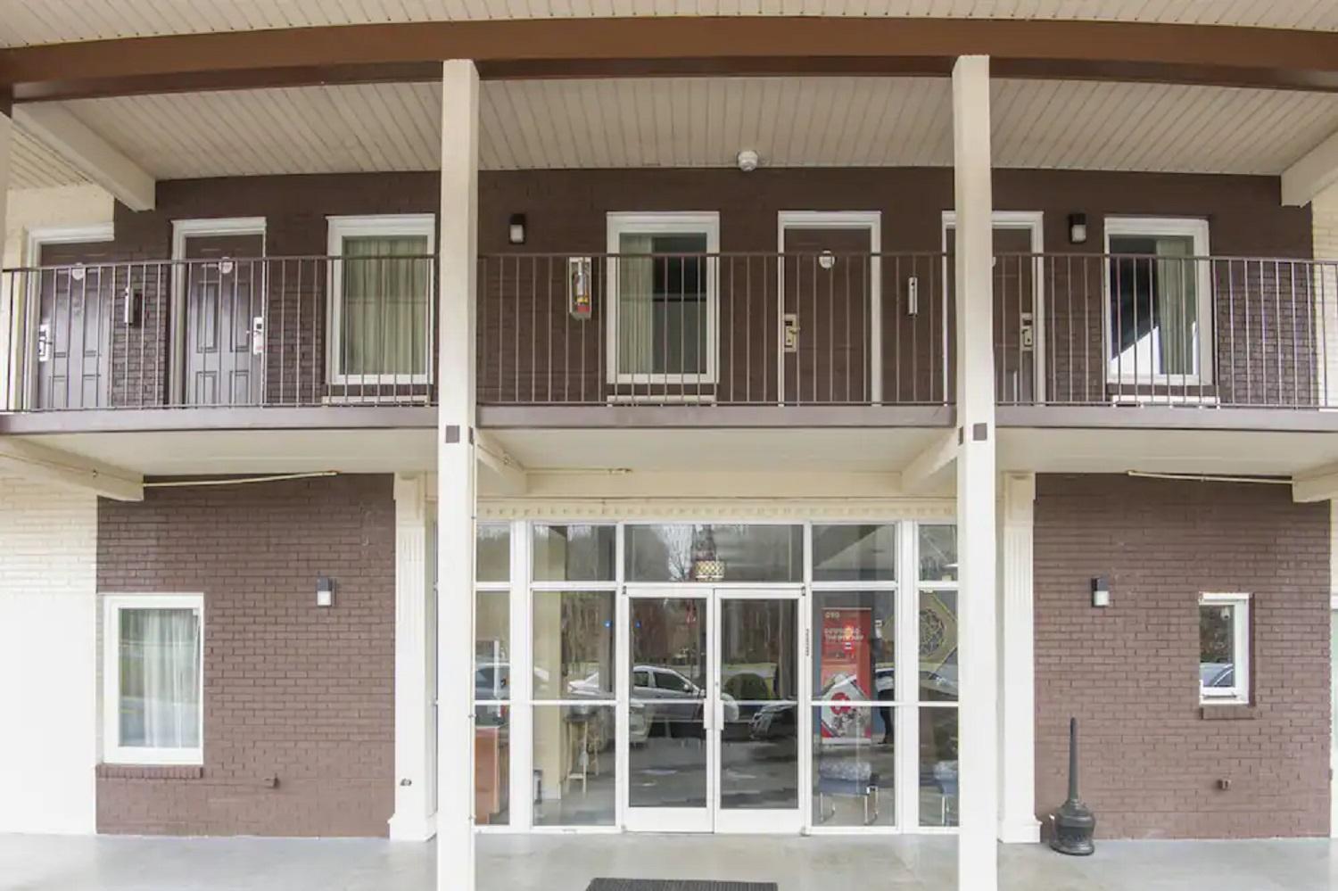 Econo Lodge Forest City Exterior photo